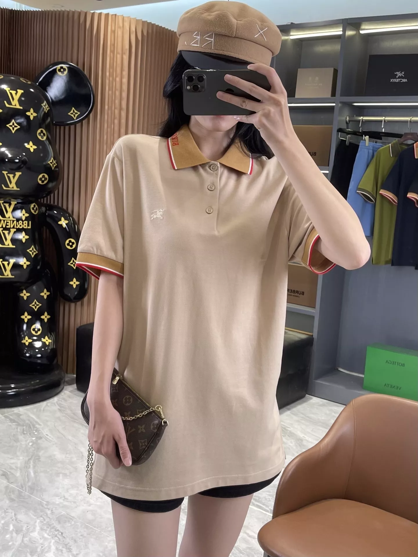 버버리 승마 기사 자수 피케 폴로 상의 상세 이미지 76