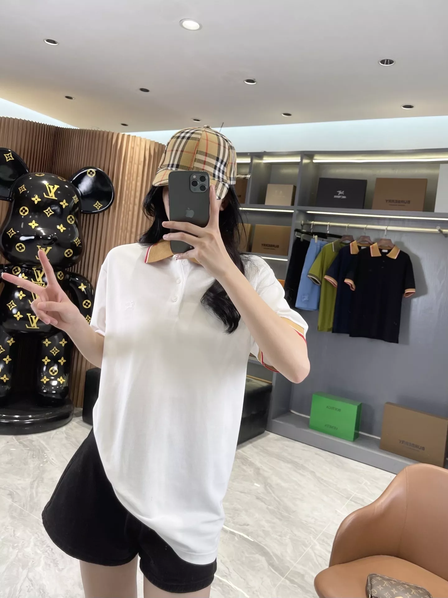 버버리 승마 기사 자수 피케 폴로 상의 상세 이미지 89