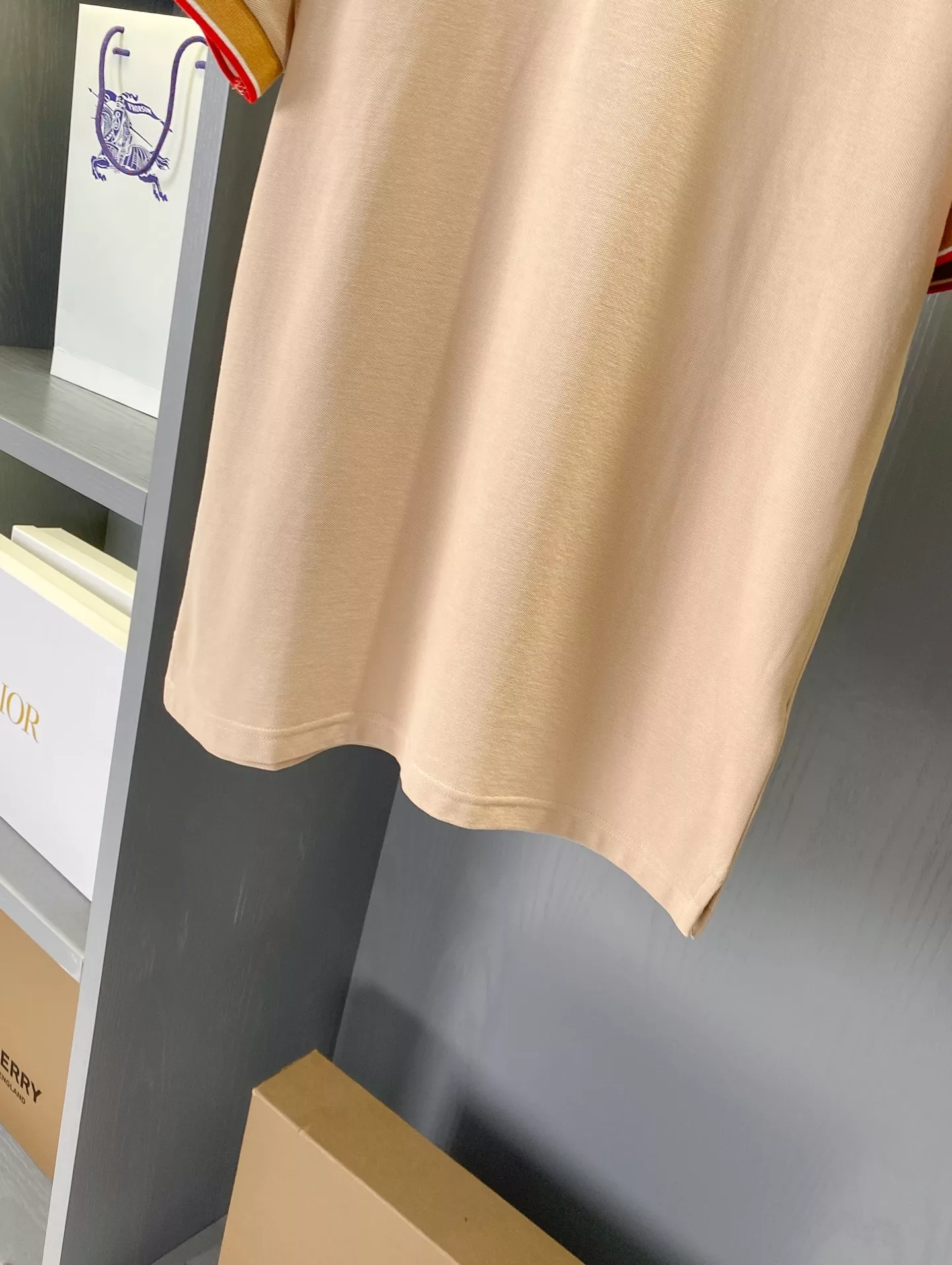 버버리 승마 기사 자수 피케 폴로 상의 상세 이미지 21