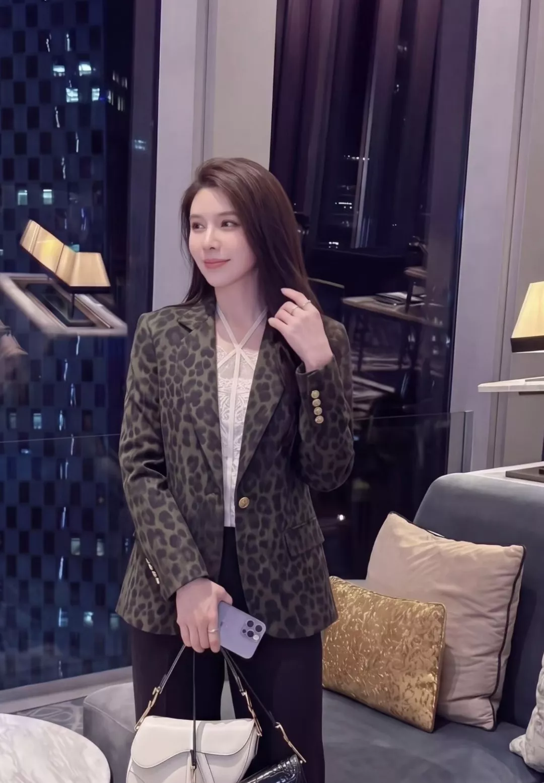 입생로랑 린넨 레오파드 원버튼 재킷 상세 이미지 14