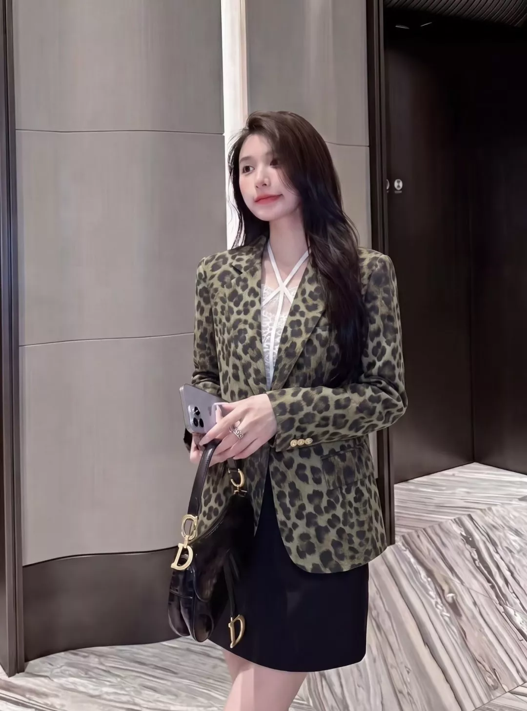 입생로랑 린넨 레오파드 원버튼 재킷 상세 이미지 11