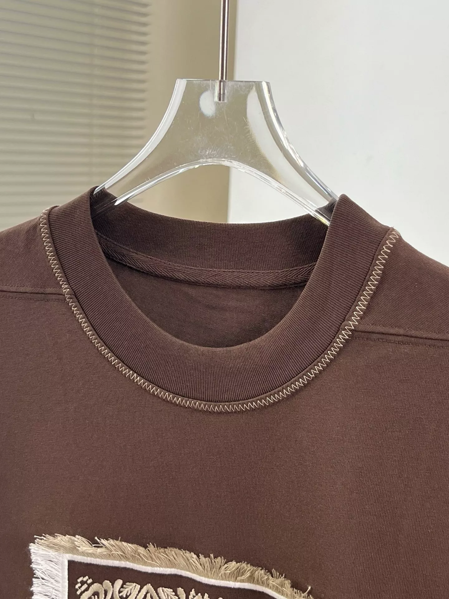 노브랜드 보헤미안 자수 프린지 코튼 탑 상세 이미지 6
