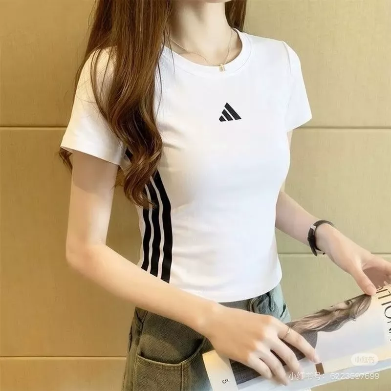 아디다스 여성 크롭핏 삼선 로고 탑 상세 이미지 14