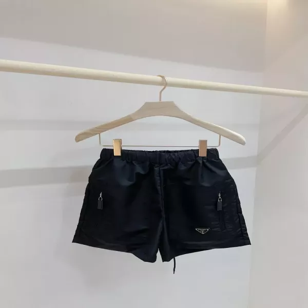 프라다 블랙 나일론 밴딩 쇼츠