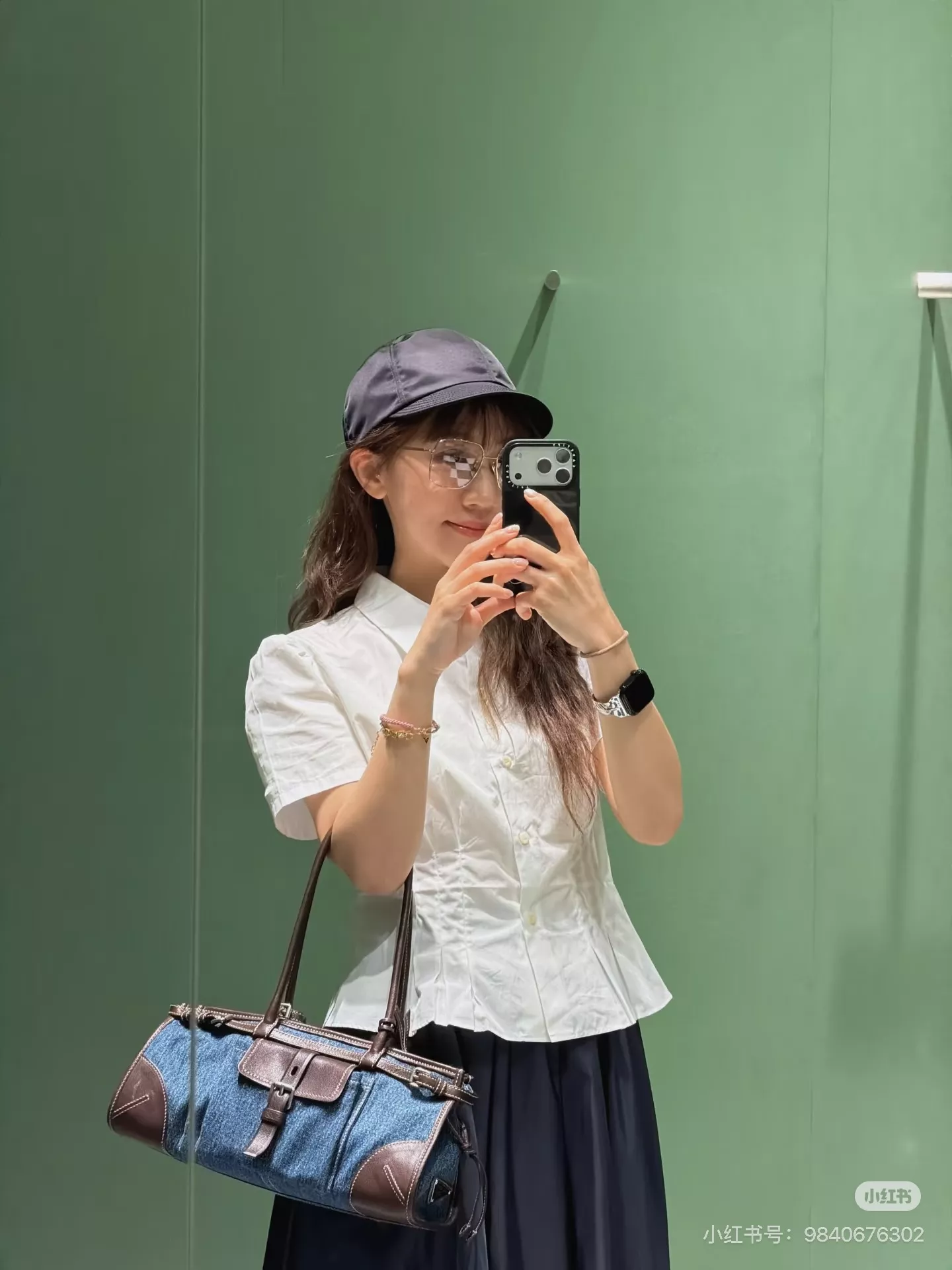 프라다 화이트 크롭 허리 스트링 셔츠 상세 이미지 23