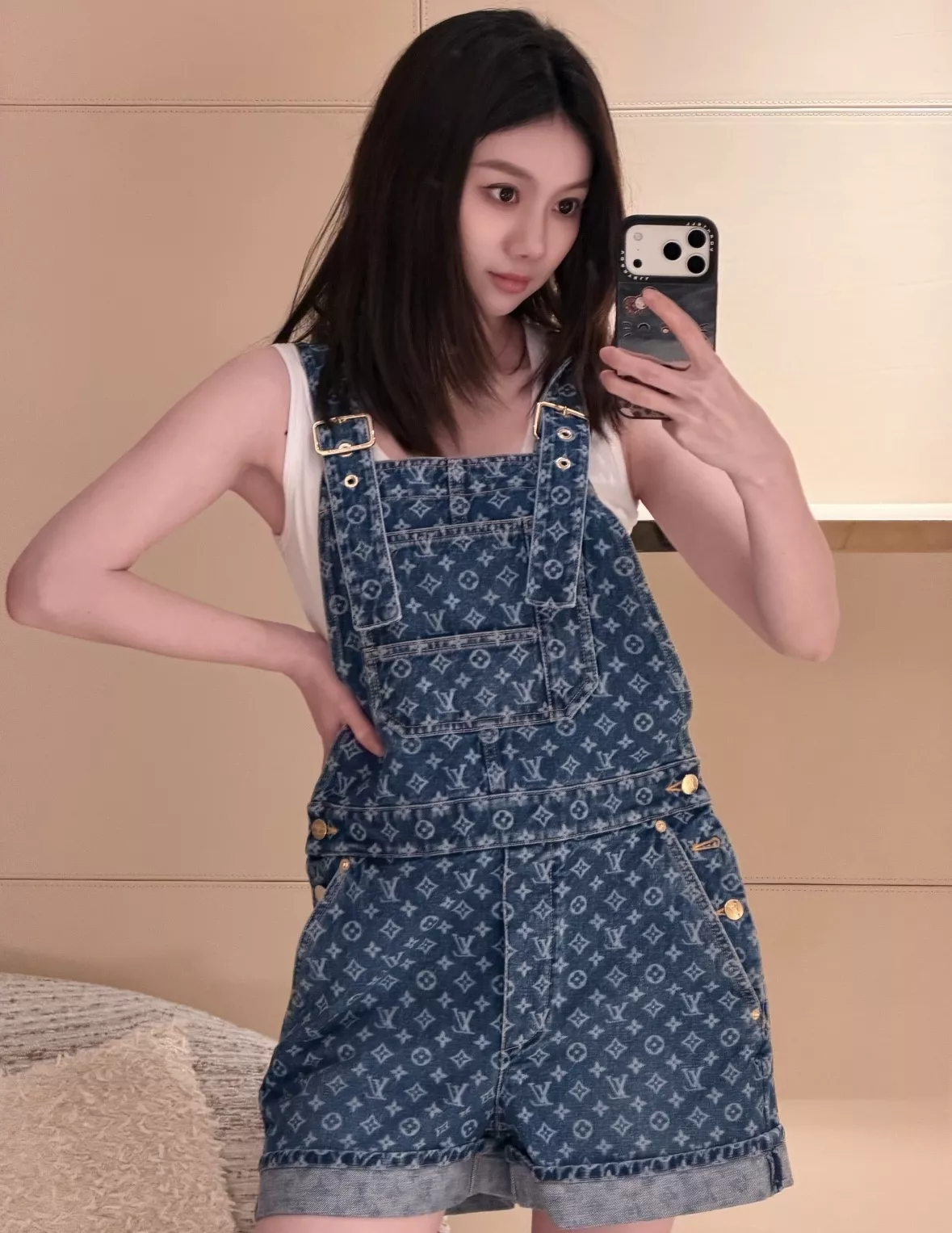 루이비통 모노그램 데님 오버롤 쇼츠 상세 이미지 50