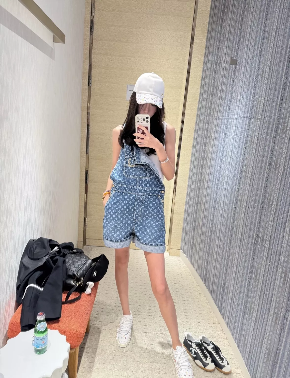 루이비통 모노그램 데님 오버롤 쇼츠 상세 이미지 77