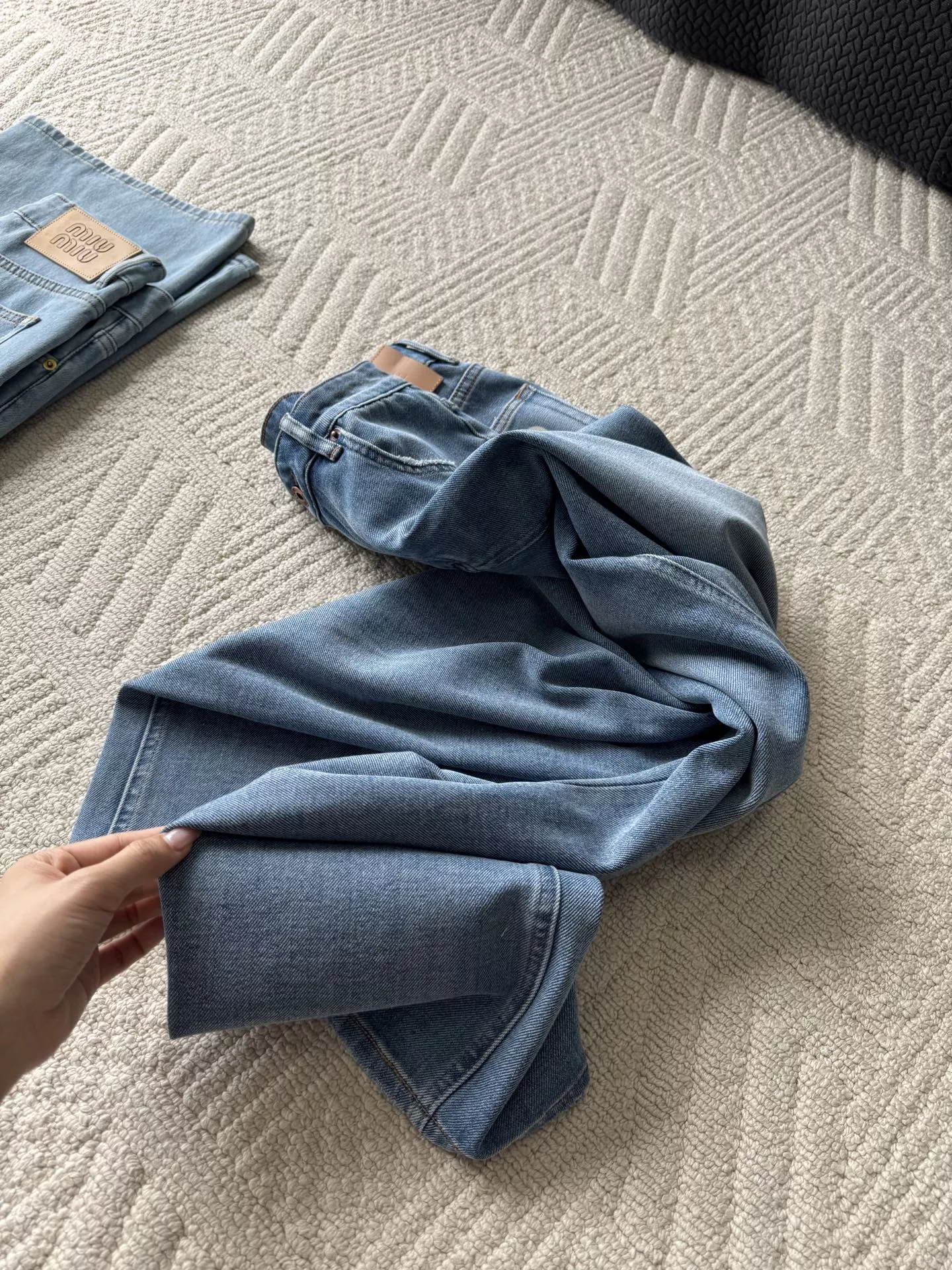 로에베 자수 로고 스트레이트 데님 팬츠 상세 이미지 19