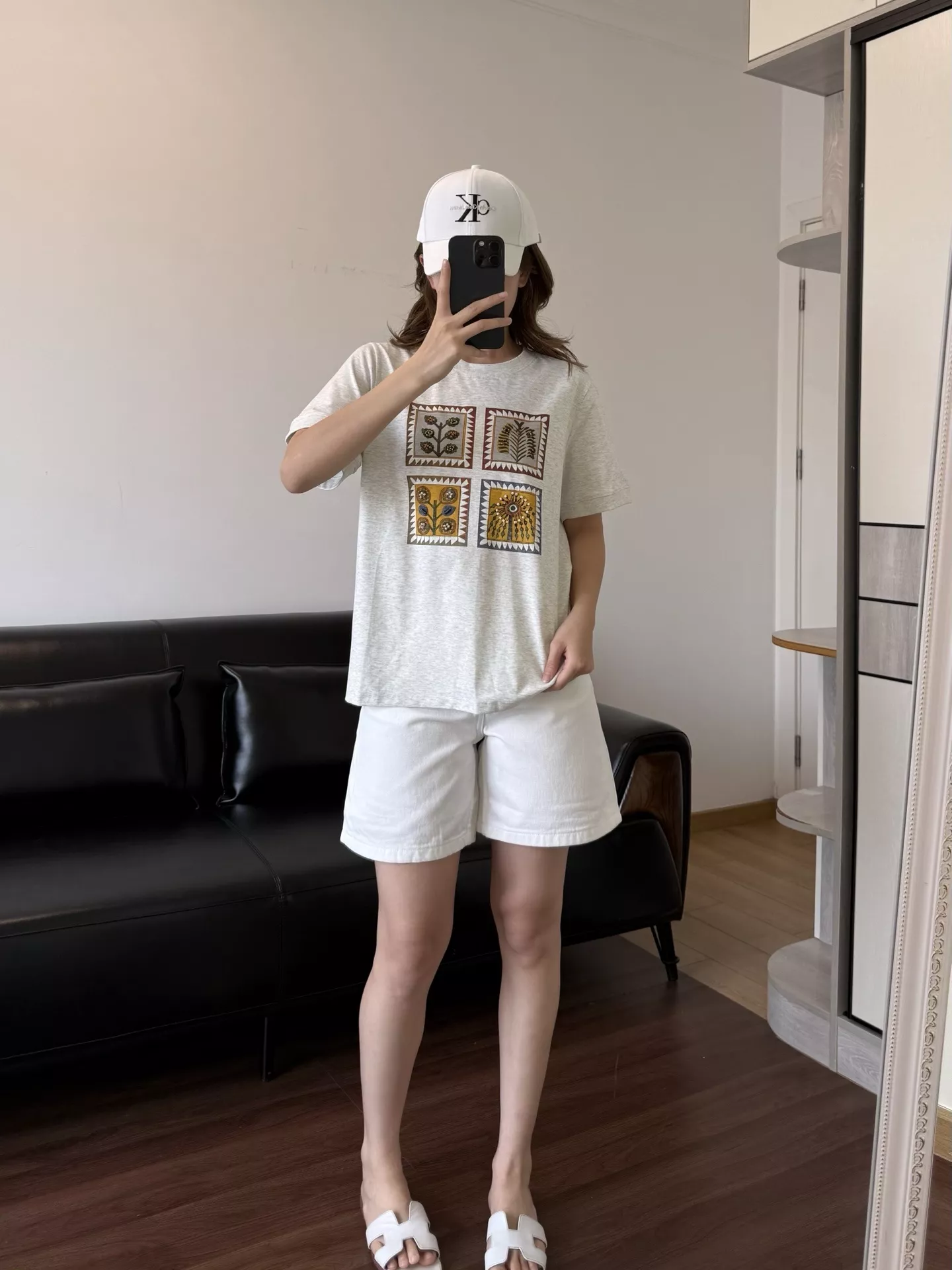 오브루이노 핸드메이드 비즈 프린팅 반팔 상의 상세 이미지 37