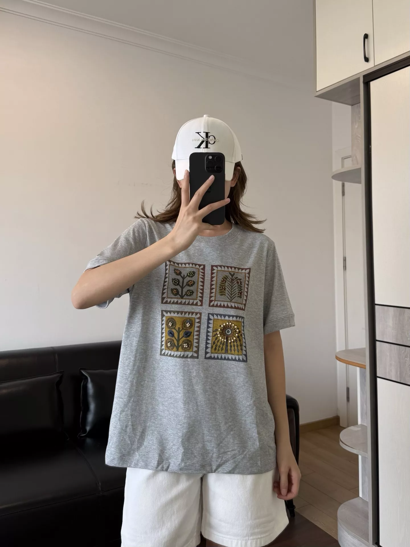 오브루이노 핸드메이드 비즈 프린팅 반팔 상의 상세 이미지 31