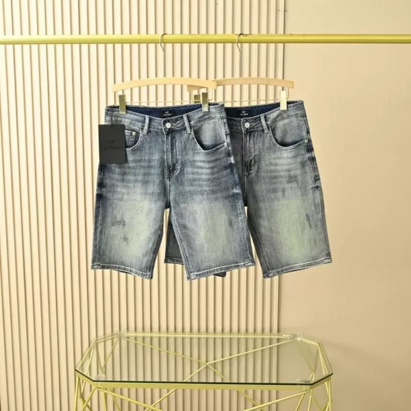 아크테릭스 초연한 워싱 데님 반바지