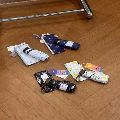 더블유피씨 산리오 콜라보 양우산