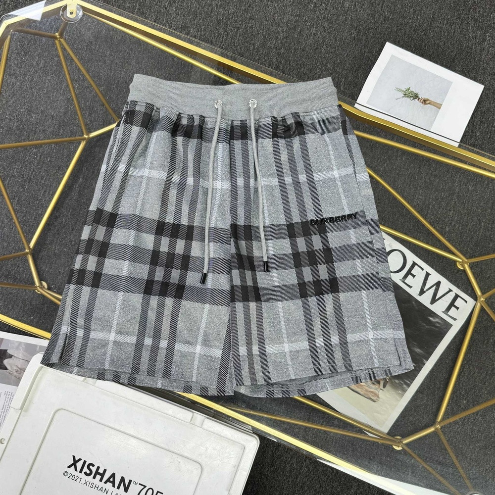 버버리 자수 체크 캐주얼 반바지