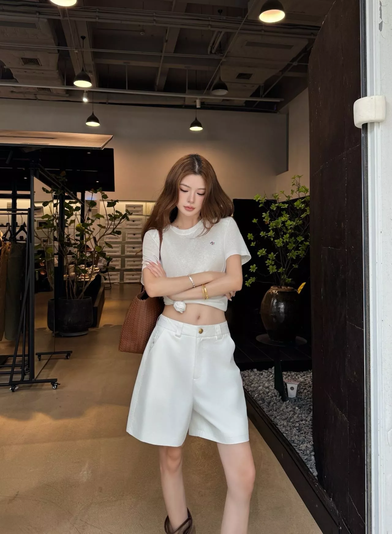 디올 하이웨이스트 코튼 스트레이트 쇼츠 상세 이미지 37