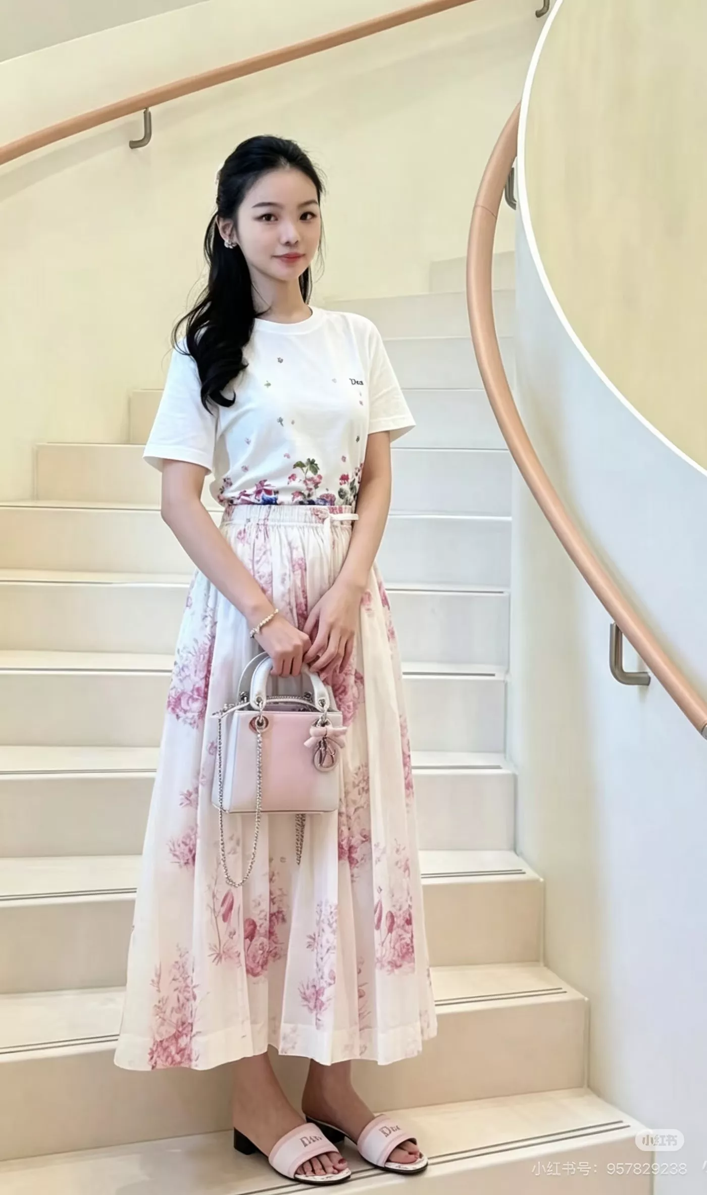 디올 플라워 프린트 코튼 반팔 탑 상세 이미지 14