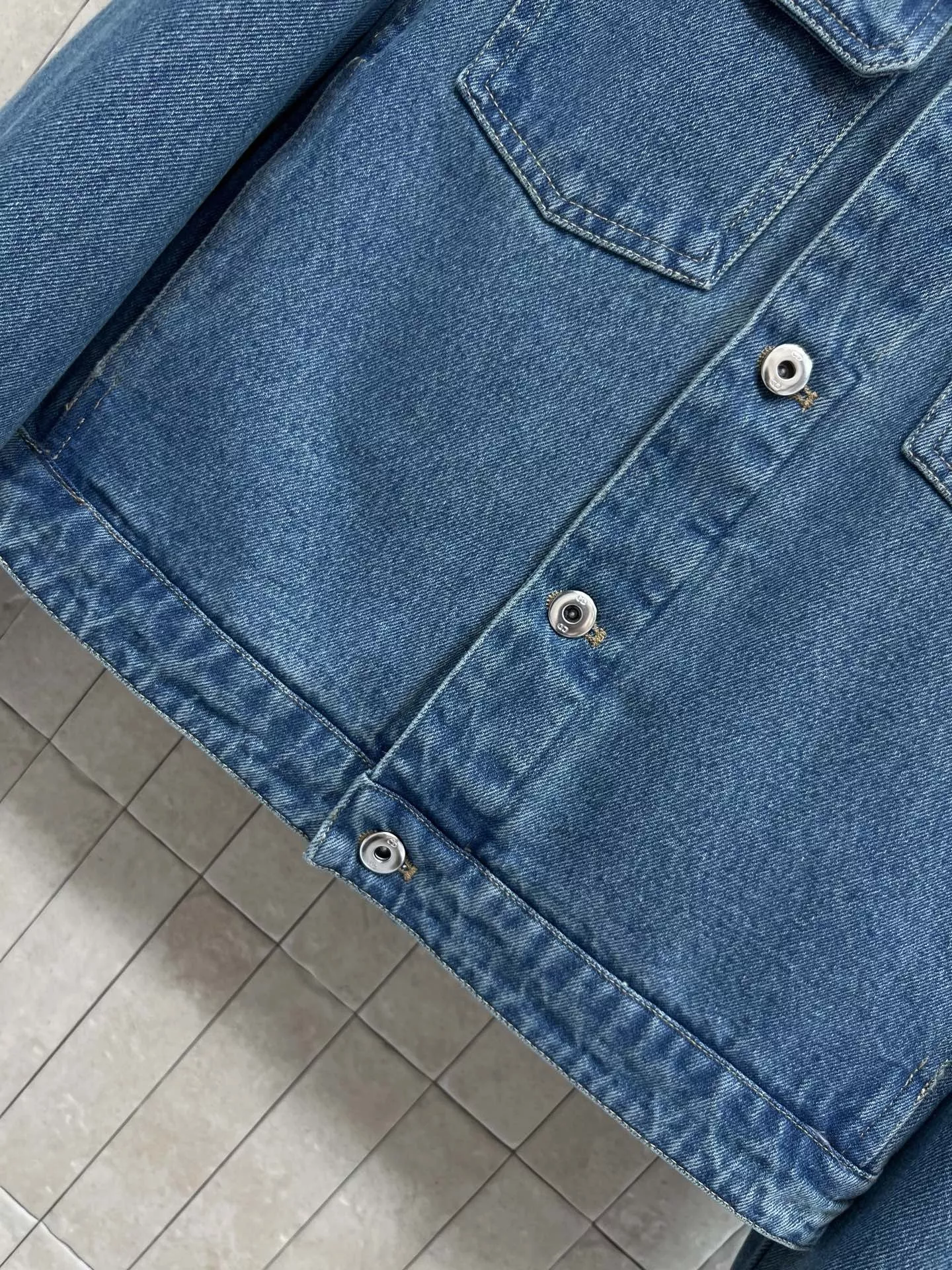 디올 워싱 코튼 크롭 데님 아우터 상세 이미지 3