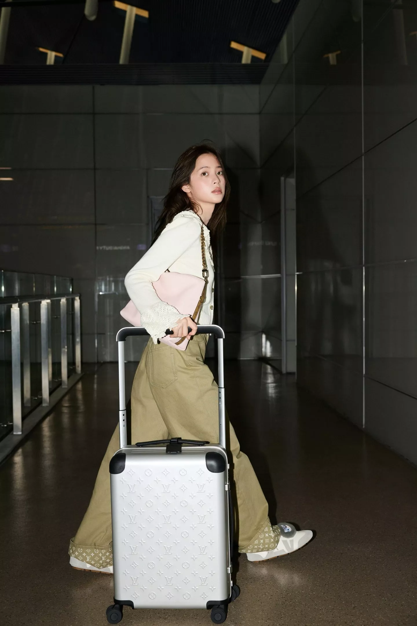 로에베 하이웨이스트 와이드 데님 팬츠 상세 이미지 22