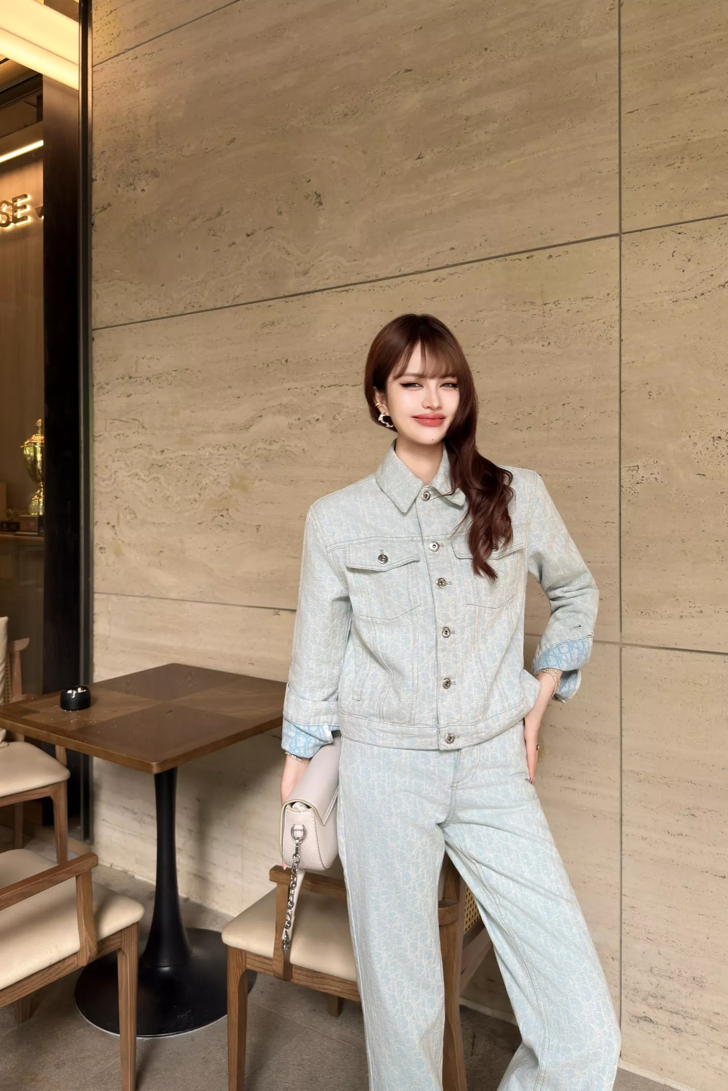 디올 자카드 패턴 크롭 데님 아우터 상세 이미지 24