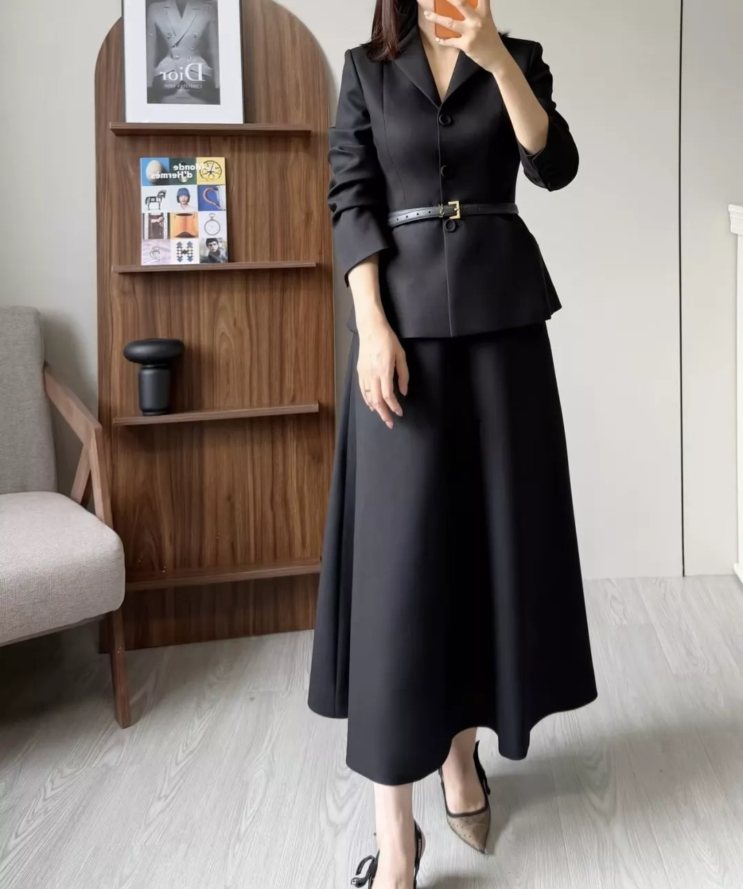 디올 우아한 플레어 실루엣 스커트 상세 이미지 15