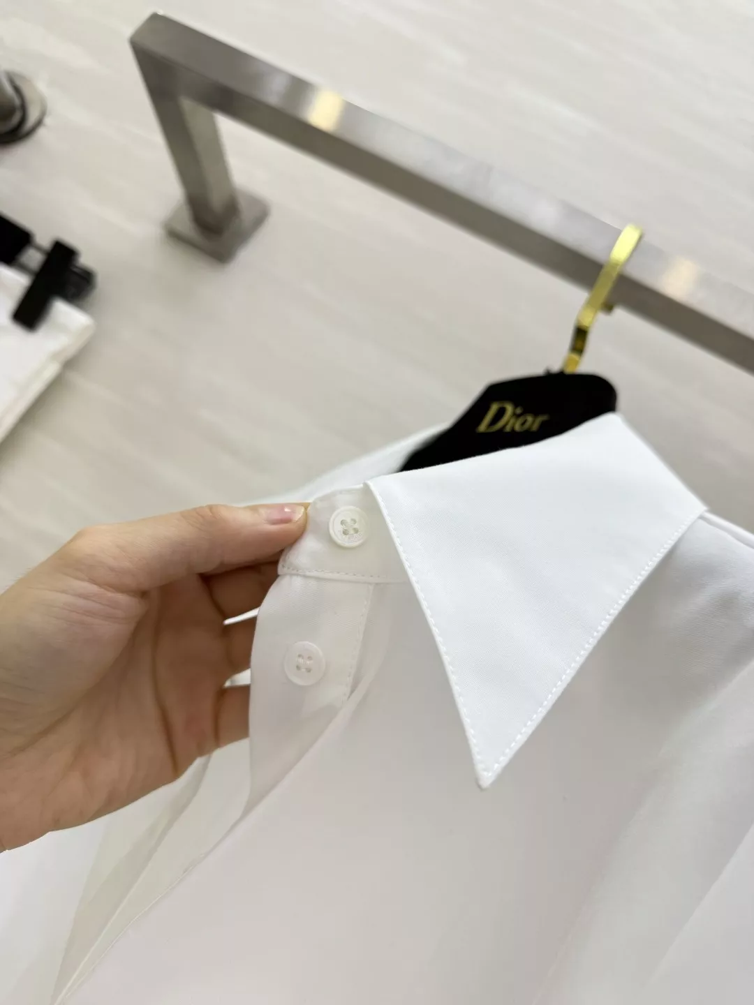 디올 클래식 화이트 빅카라 셔츠 상세 이미지 8