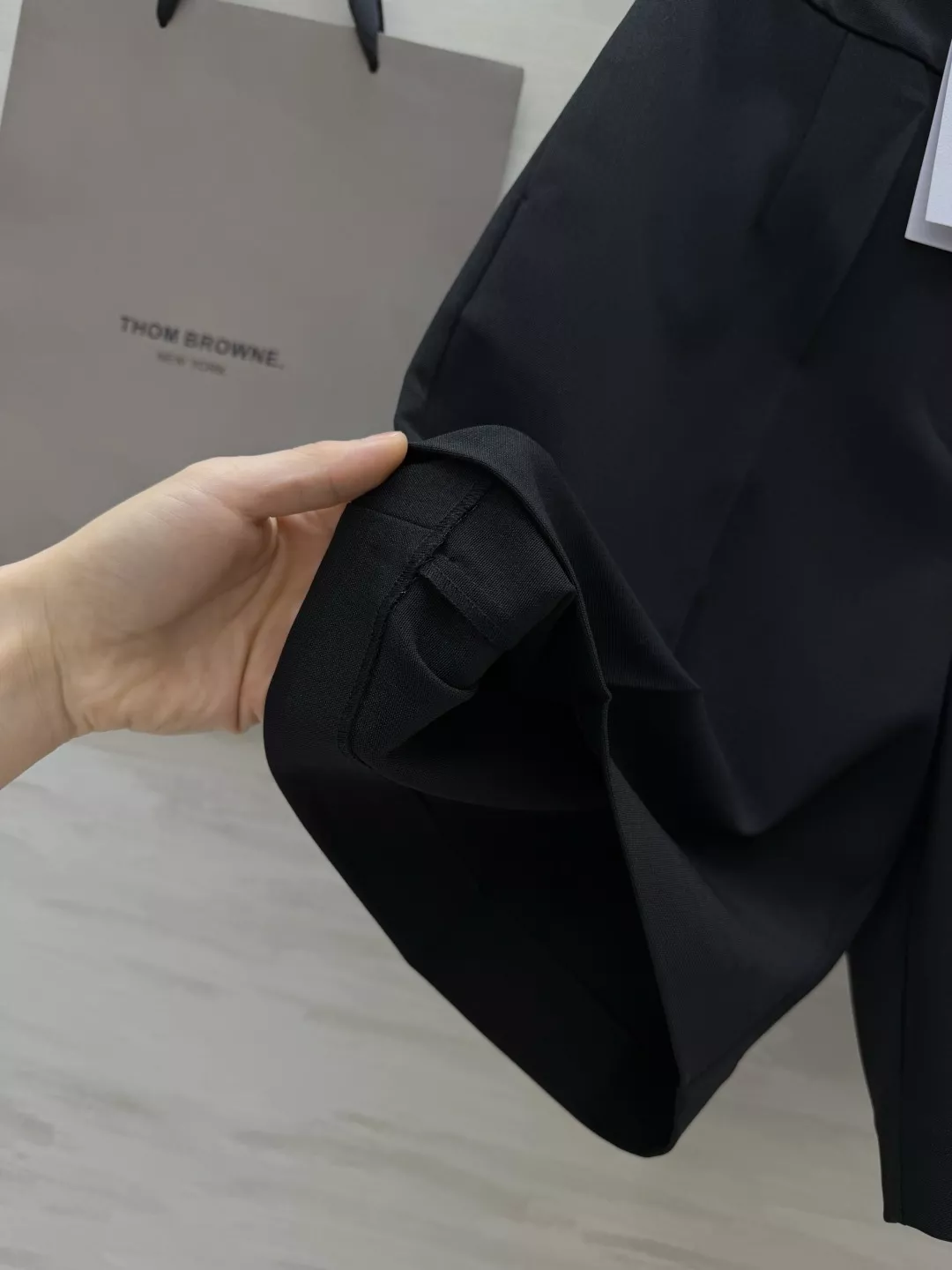 톰브라운 클래식 파이브부 정장 쇼츠 상세 이미지 6
