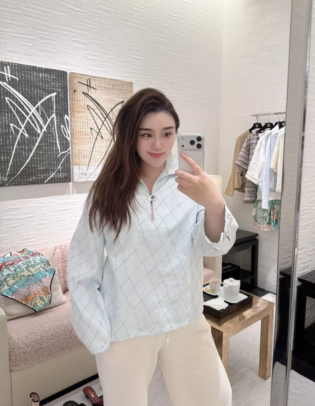 샤넬 퀼팅 패턴 반오픈 카라 셔츠 상세 이미지 26