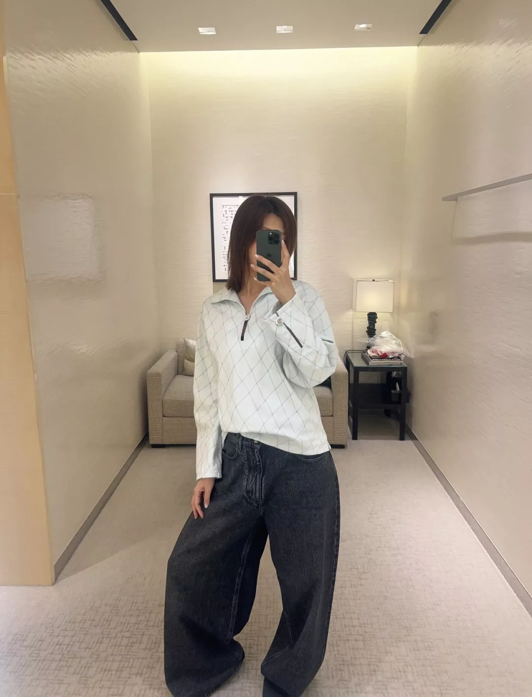 샤넬 퀼팅 패턴 반오픈 카라 셔츠 상세 이미지 21