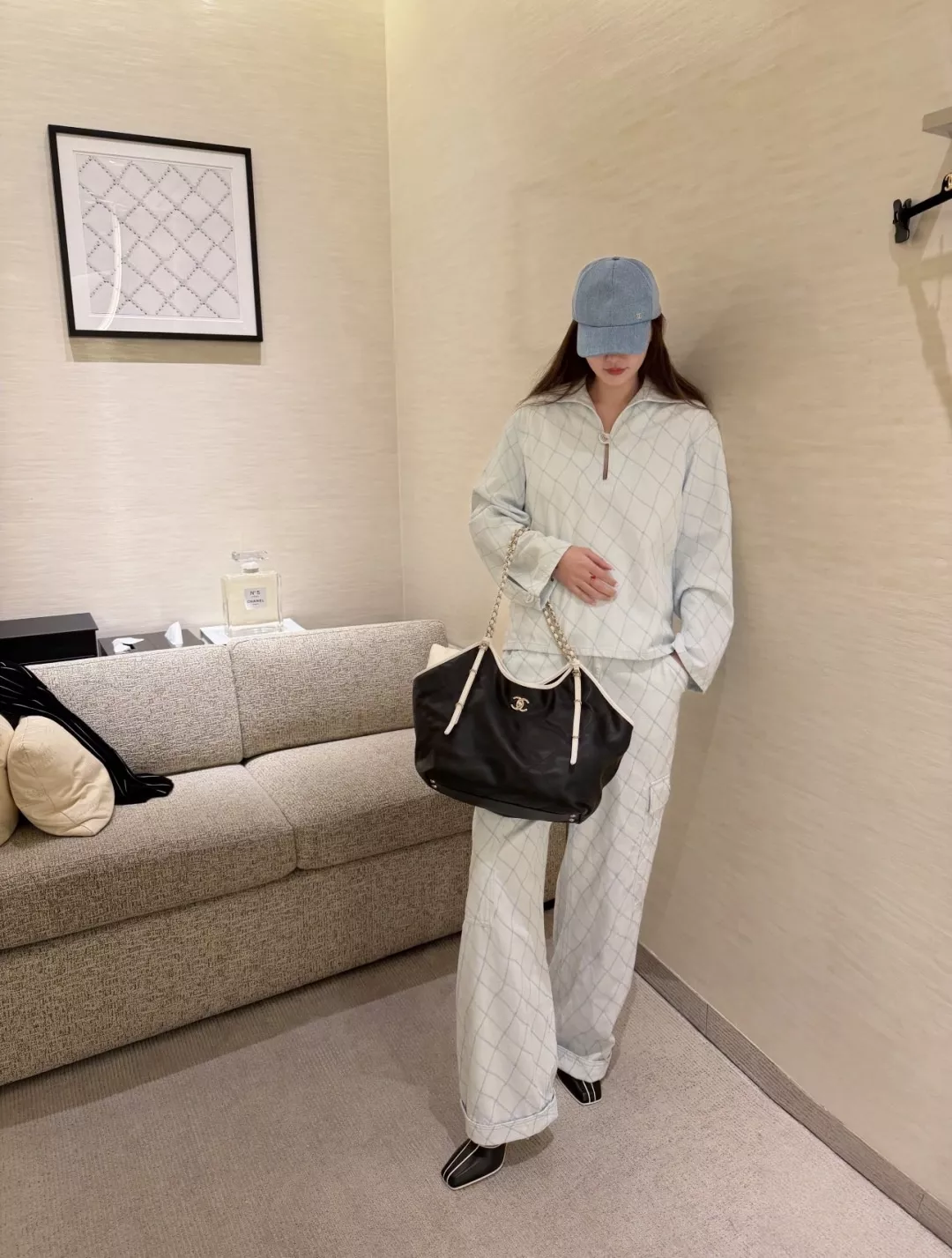 샤넬 퀼팅 패턴 반오픈 카라 셔츠 상세 이미지 20