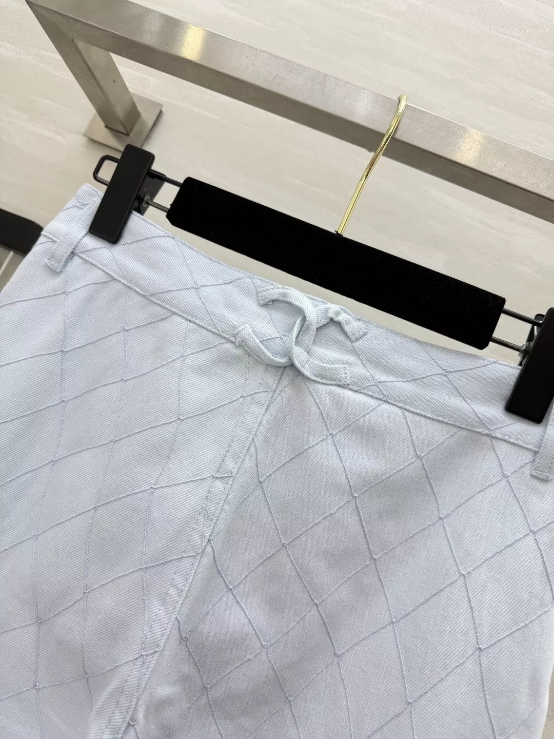 샤넬 퀼팅 디테일 와이드 카고 팬츠 상세 이미지 18