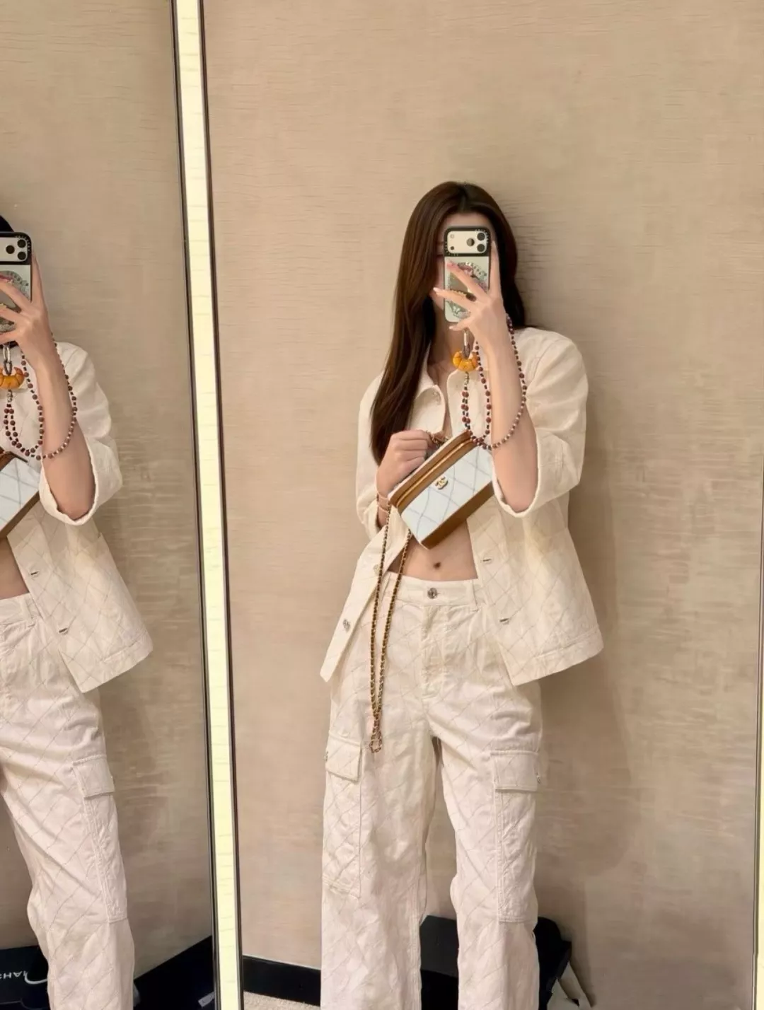 샤넬 퀼팅 디테일 와이드 카고 팬츠 상세 이미지 21