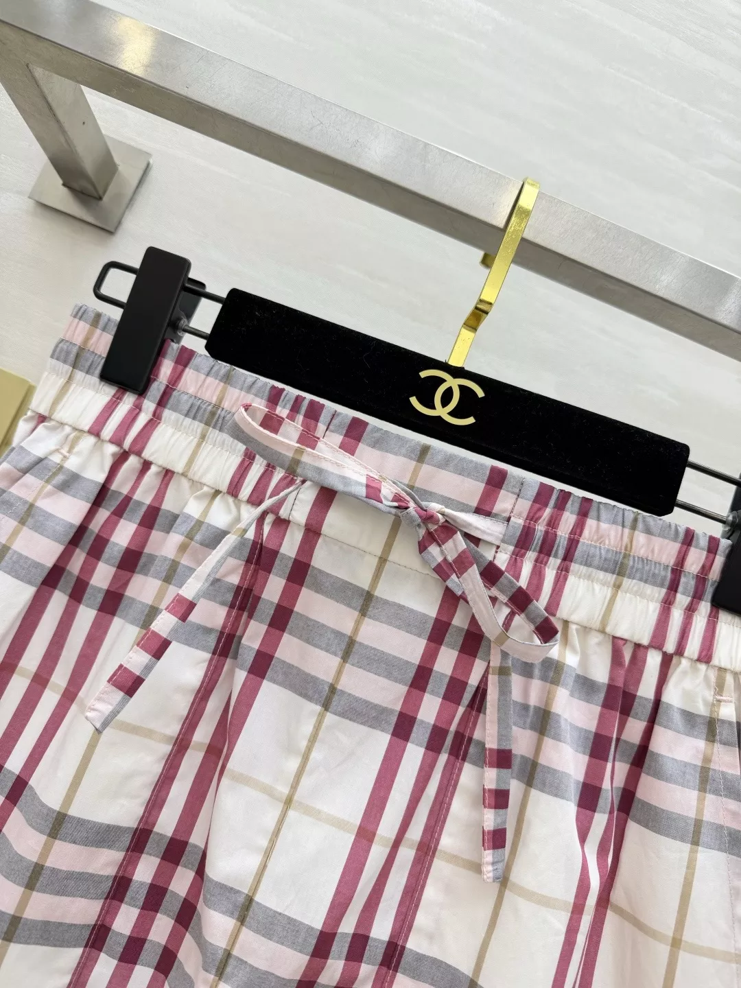 버버리 빈티지 체크 밴딩 쇼츠 상세 이미지 2