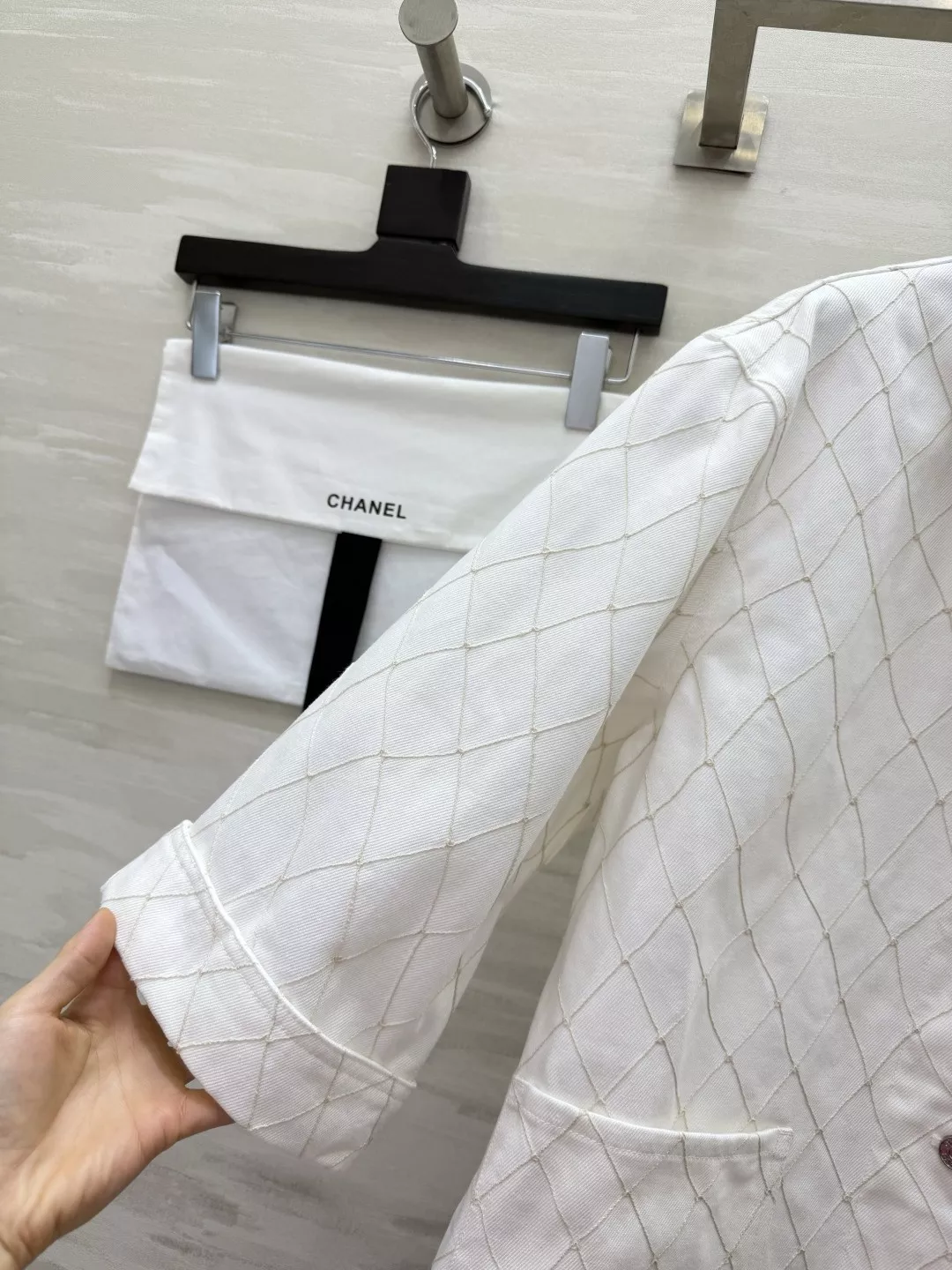 샤넬 퀼팅 라인 카라 아우터 상세 이미지 3