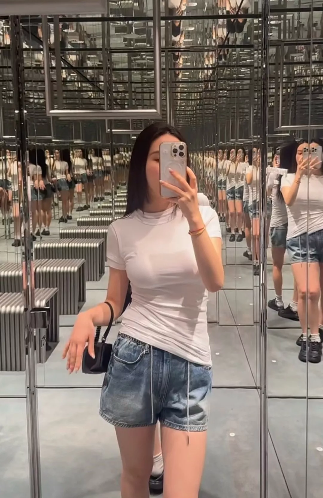알렉산더왕 스트링 장식 데님 쇼츠 상세 이미지 6