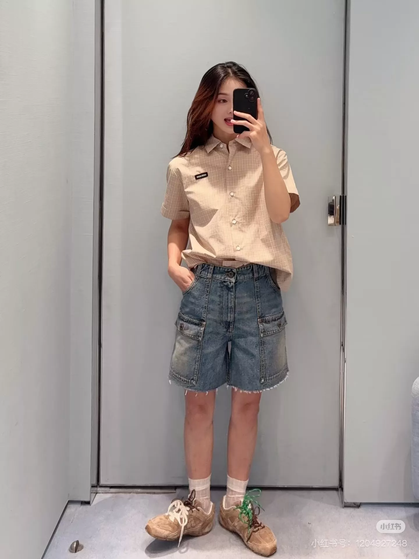 미우미우 데님 카고 쇼츠 상세 이미지 5