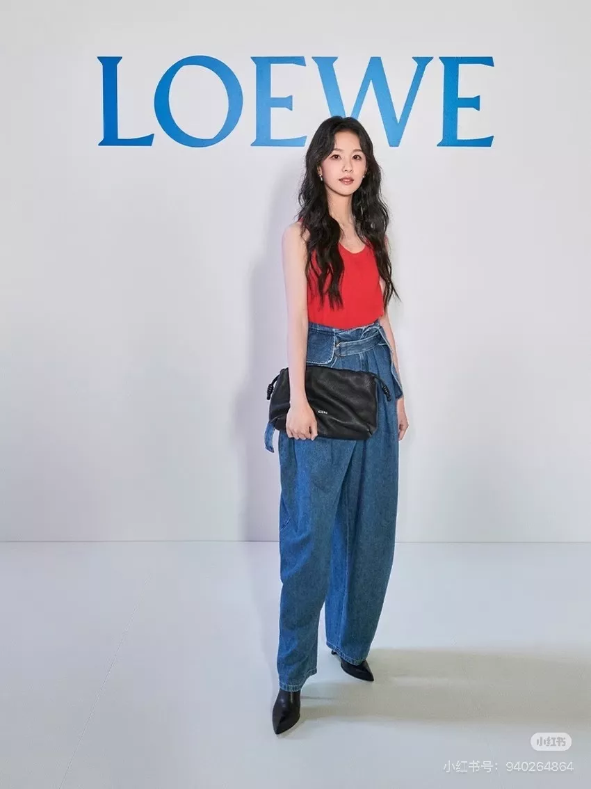 로에베 입체 재단 워싱 와이드 진 상세 이미지 5