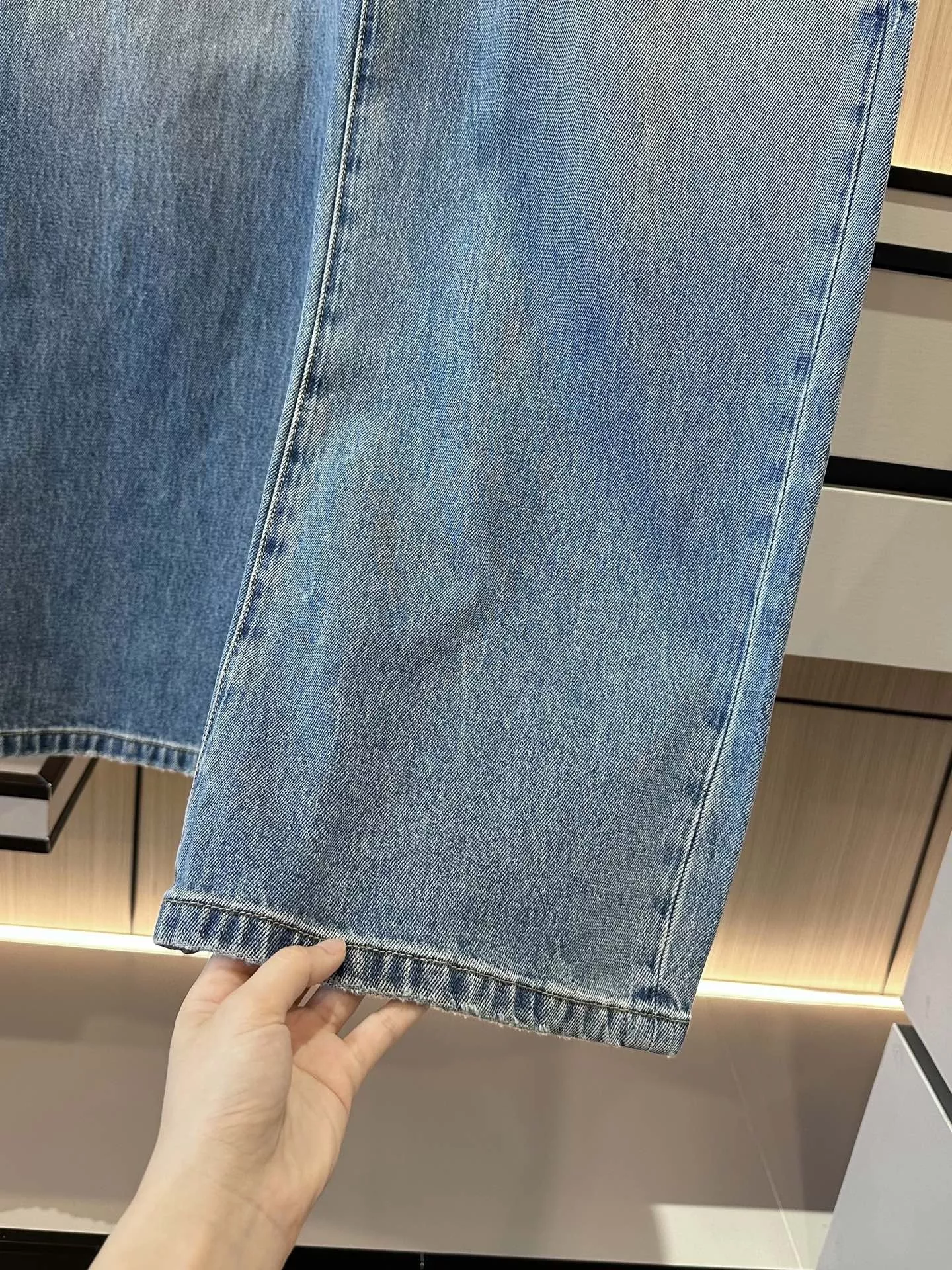 프라다 여성 하이웨이스트 와이드 데님 상세 이미지 6