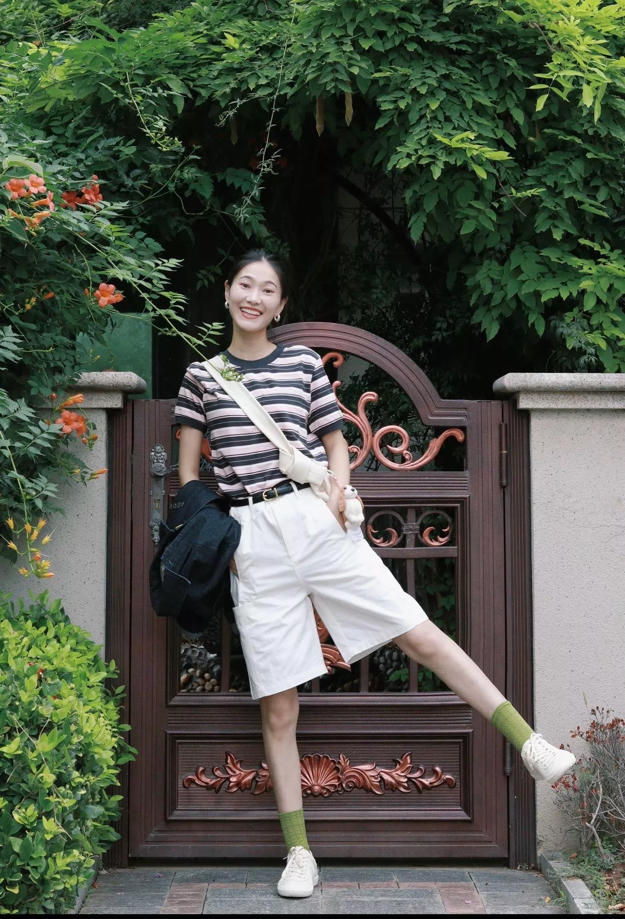 브루넬로쿠치넬리 실버사 포인트 리넨 버뮤다 반바지 상세 이미지 96