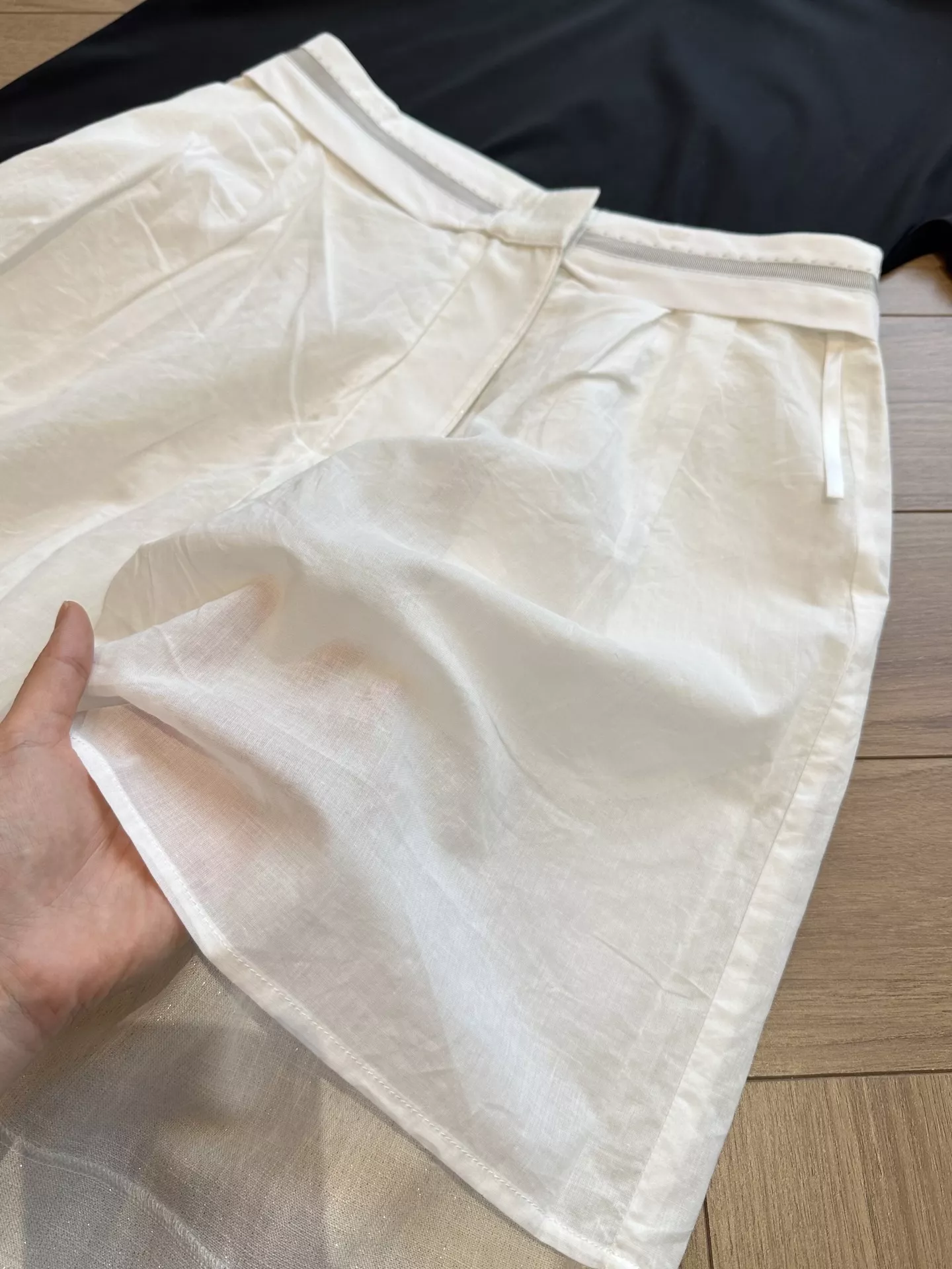 브루넬로쿠치넬리 실버사 포인트 리넨 버뮤다 반바지 상세 이미지 64