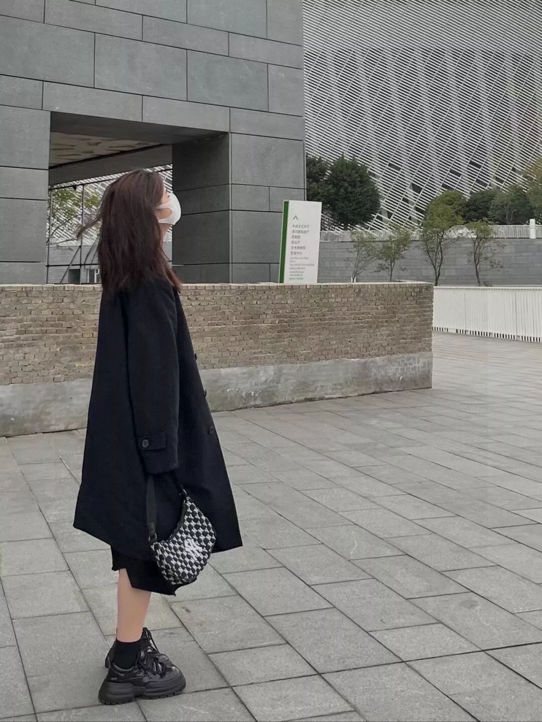 엠엘비 엔와이 패턴 언더암 백 상세 이미지 6