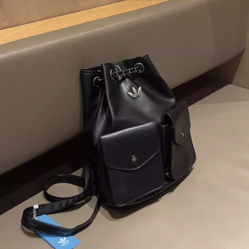 아디다스 개구리 포인트 체인 스트링 가방