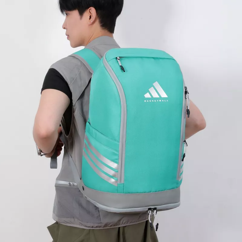 아디다스 대용량 아웃도어 트레이닝 백팩 상세 이미지 2