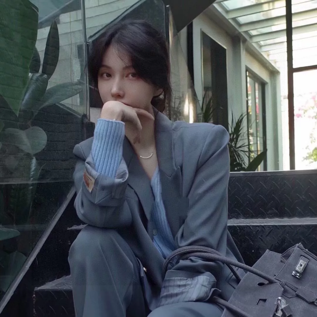 티파니앤코 로즈 골드 스마일 체인 장식 상세 이미지 7