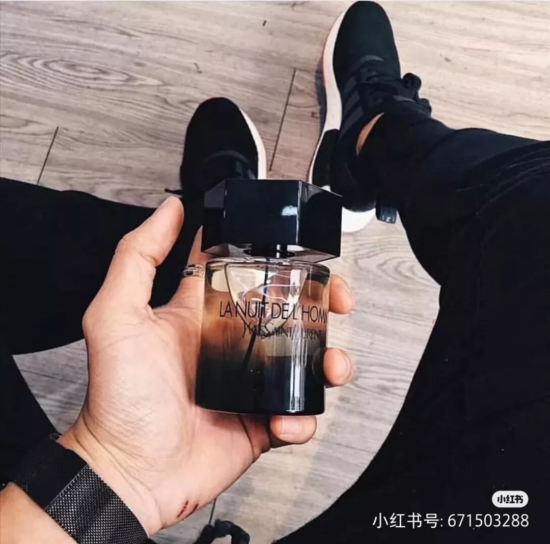입생로랑 라 뉘 드 롬므 남성 향수 상세 이미지 5