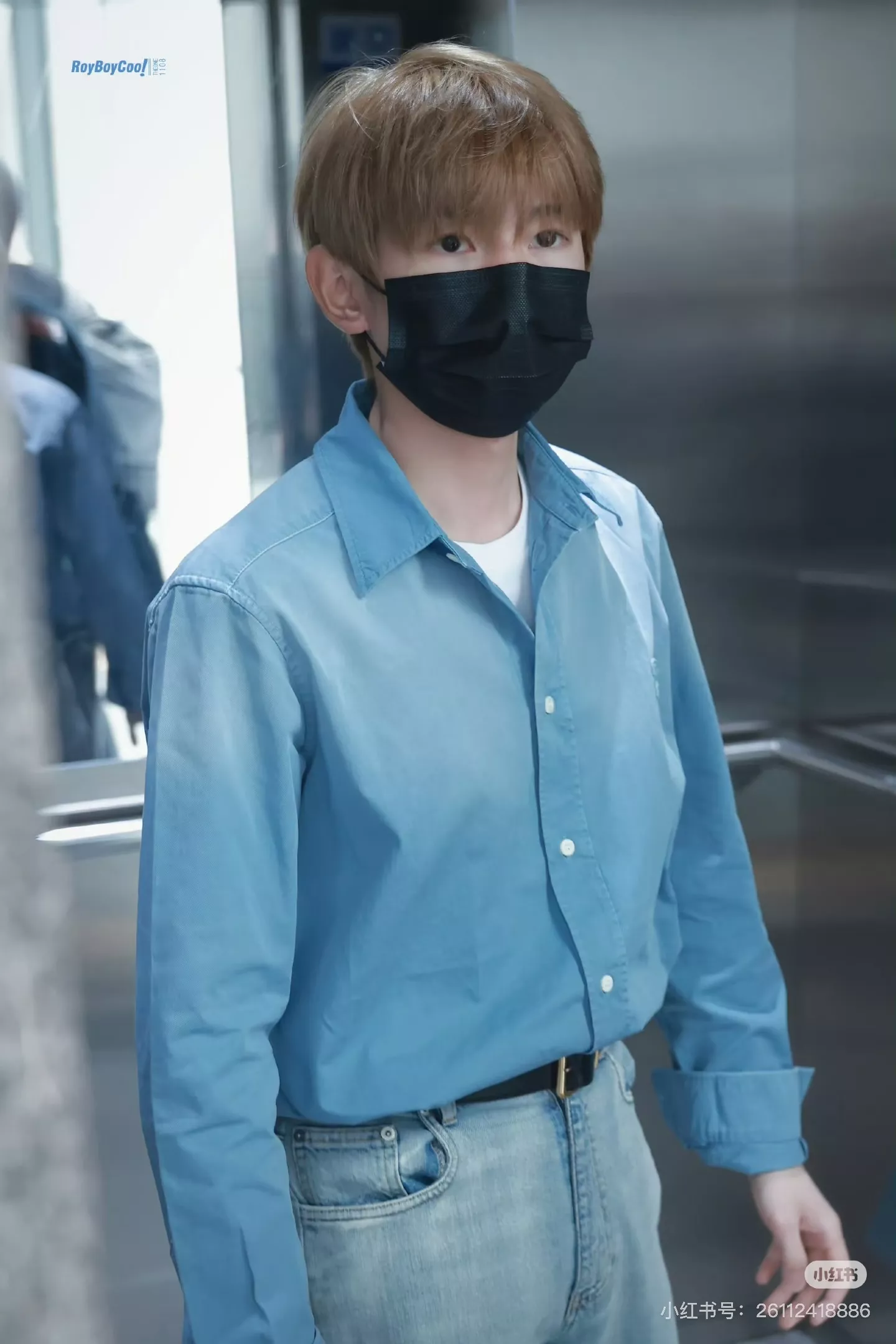 미우미우 그라데이션 워싱 데님 셔츠 상세 이미지 3
