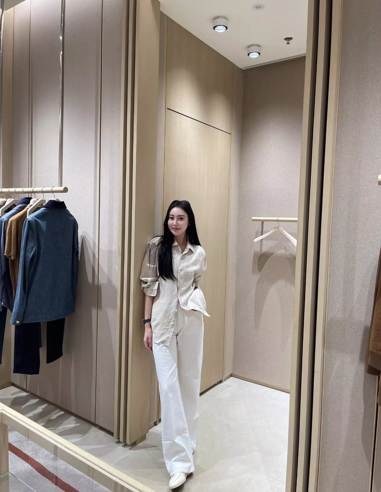 로로피아나 발레리오 퓨어 린넨 와이드 팬츠 상세 이미지 113