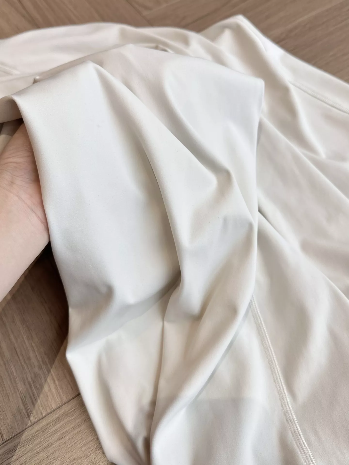 룰루레몬 얼라인 와이드 핏 운동 팬츠 상세 이미지 46