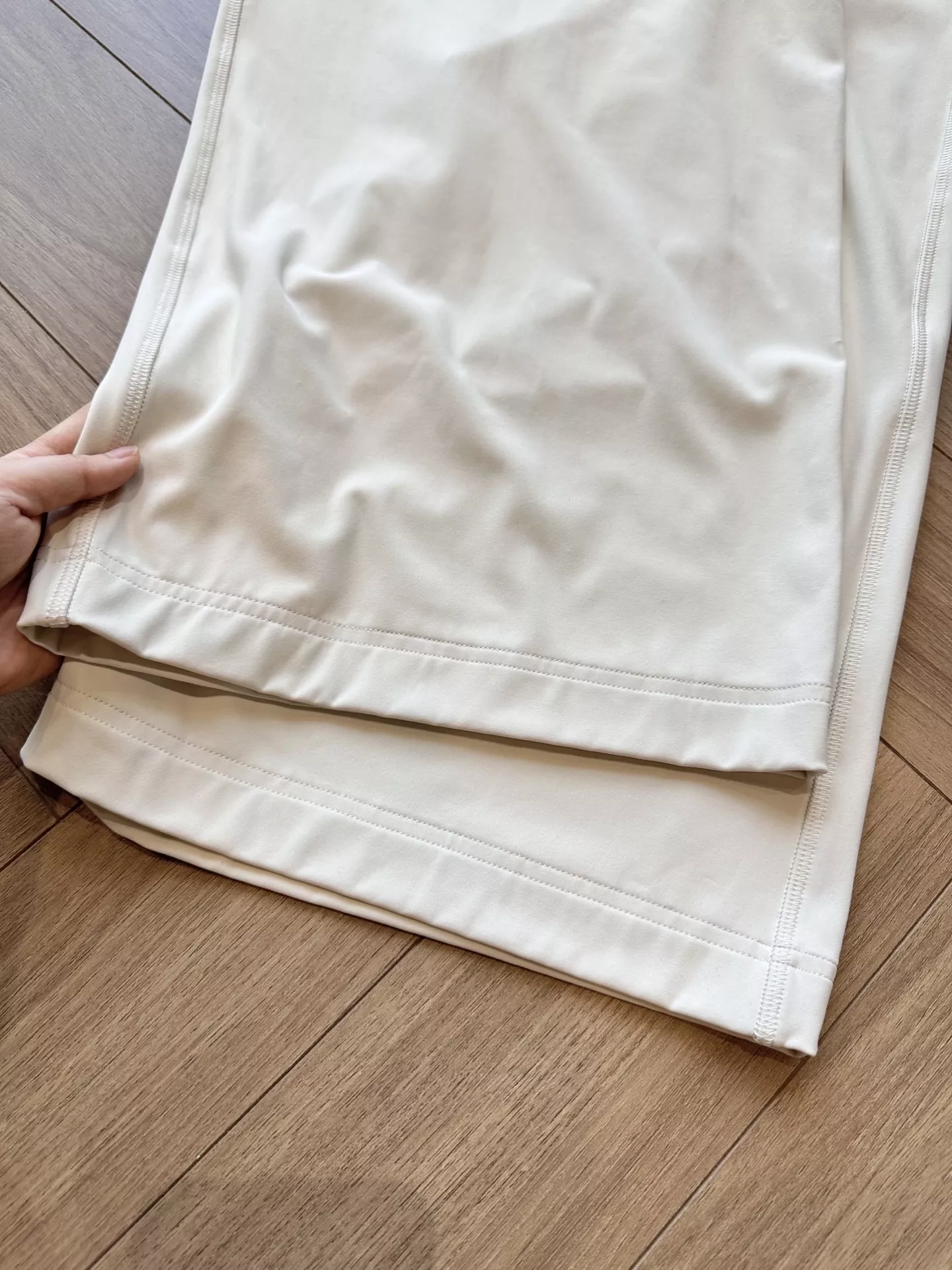 룰루레몬 얼라인 와이드 핏 운동 팬츠 상세 이미지 39