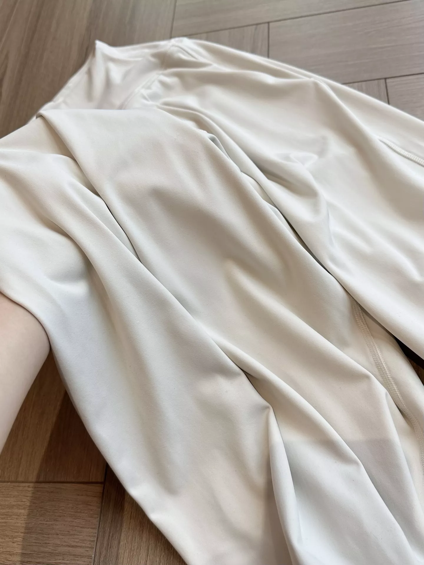 룰루레몬 얼라인 와이드 핏 운동 팬츠 상세 이미지 52