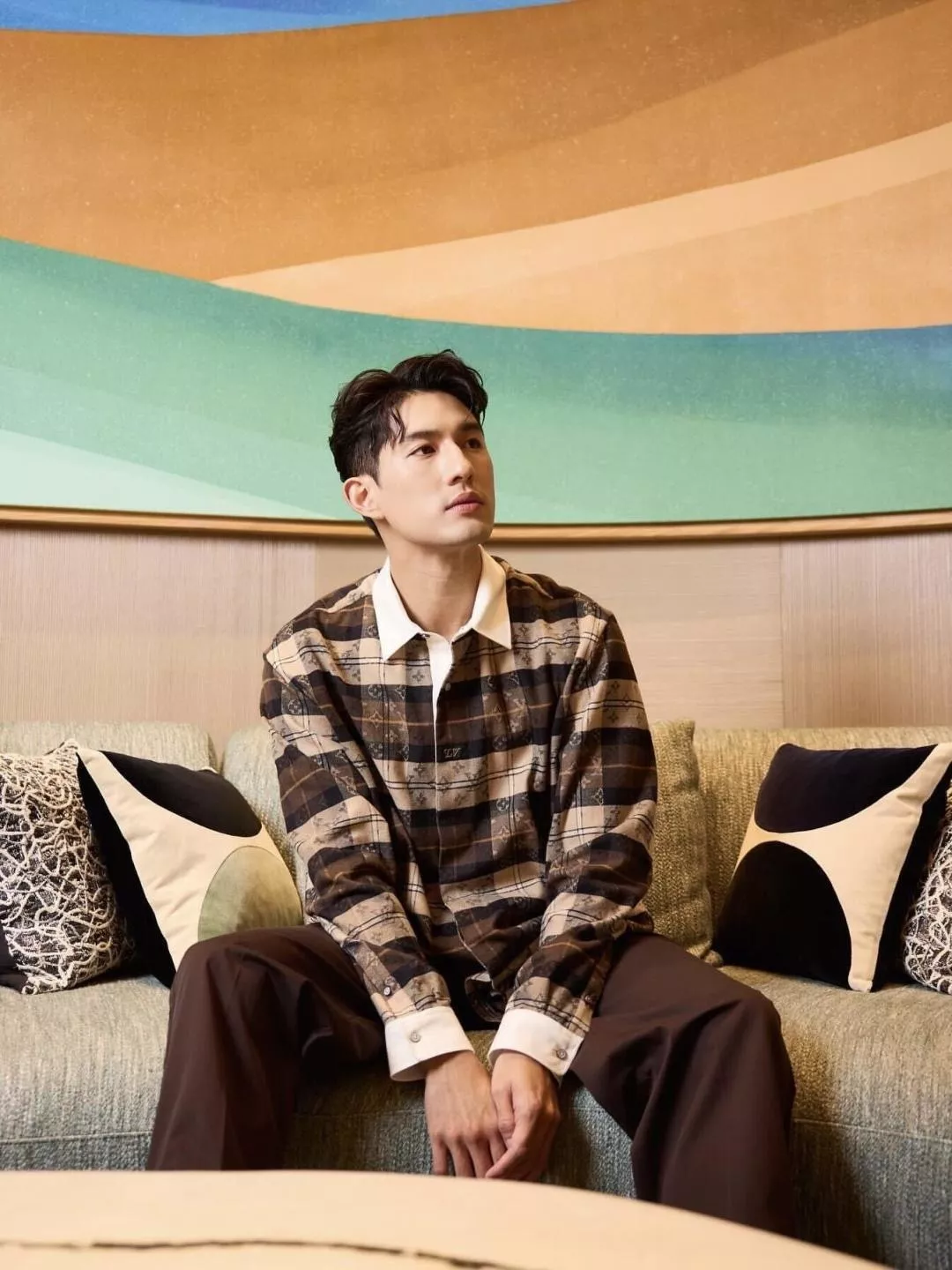 루이비통 모노그램 체크 플란넬 오버핏 셔츠 상세 이미지 18