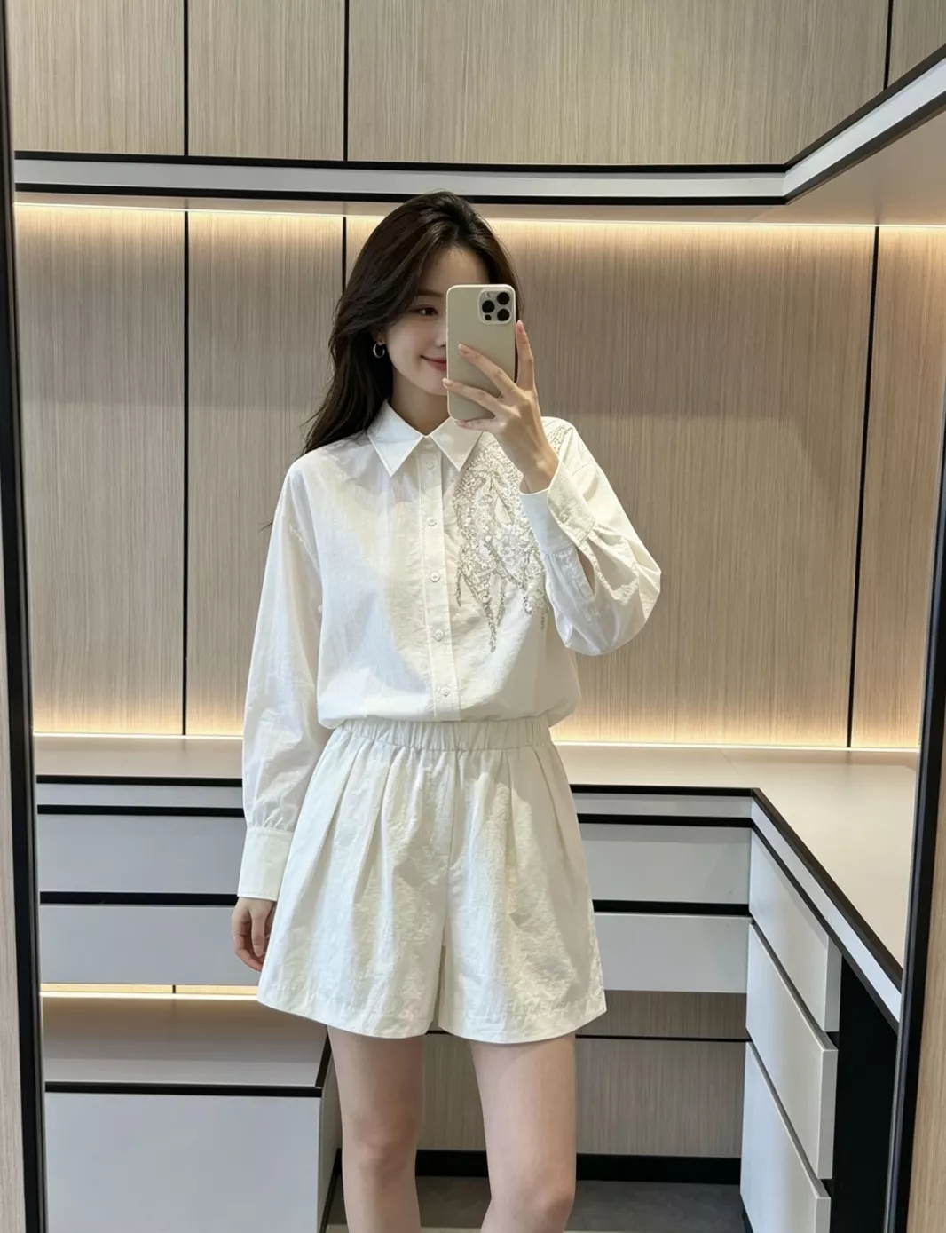 브루넬로쿠치넬리 미세 주름 텍스처 자수 셔츠와 쇼츠 구성 상세 이미지 79